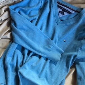 Tommy hilfiger pullover size small